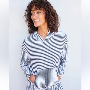 Sundry Striped Black and White Hoodie Size Small